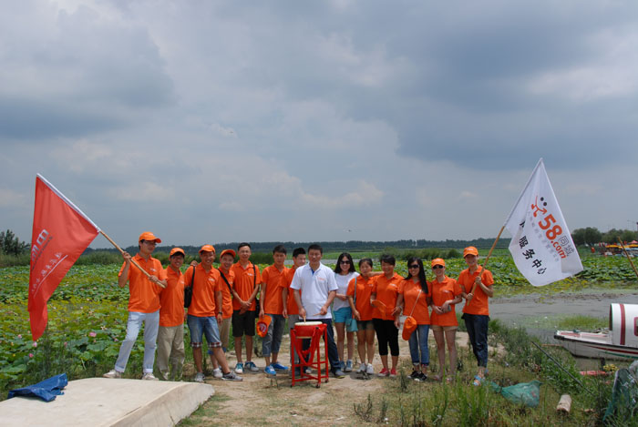 ��ɫ���e(cu��)���ف�һ����Ӱ