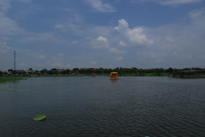 ˮ��һɫ���̲�ʎ����С���x��߅Խ��Խ�h(yu��n)��